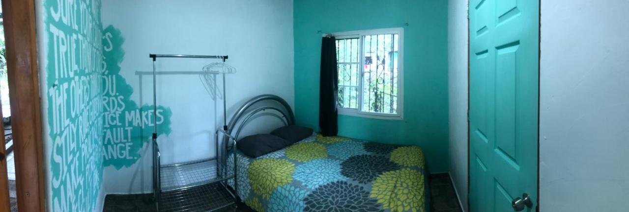 Soursop Hostel Cueta Eksteriør bilde